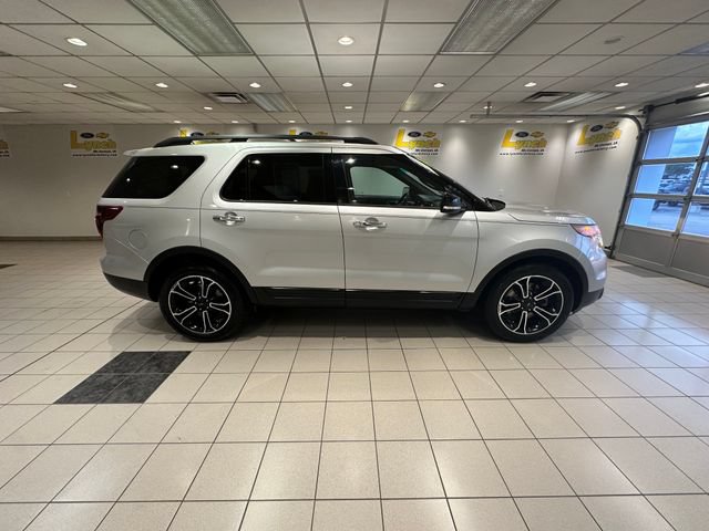 Used 2014 Ford Explorer Sport w/ Equipment Group 401A AWD/4WD image 3