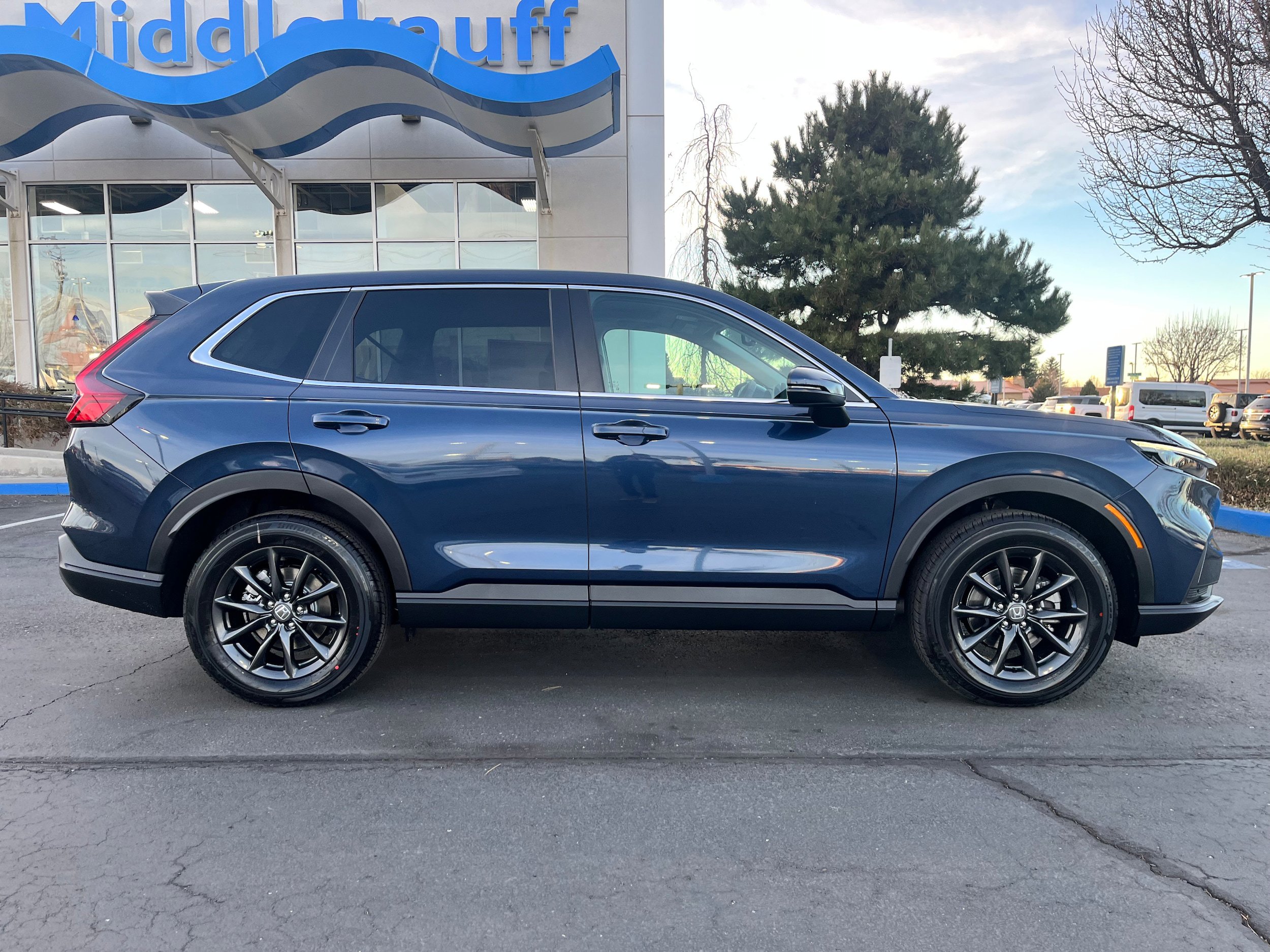 New 2026 Honda CR-V EX-L image 4