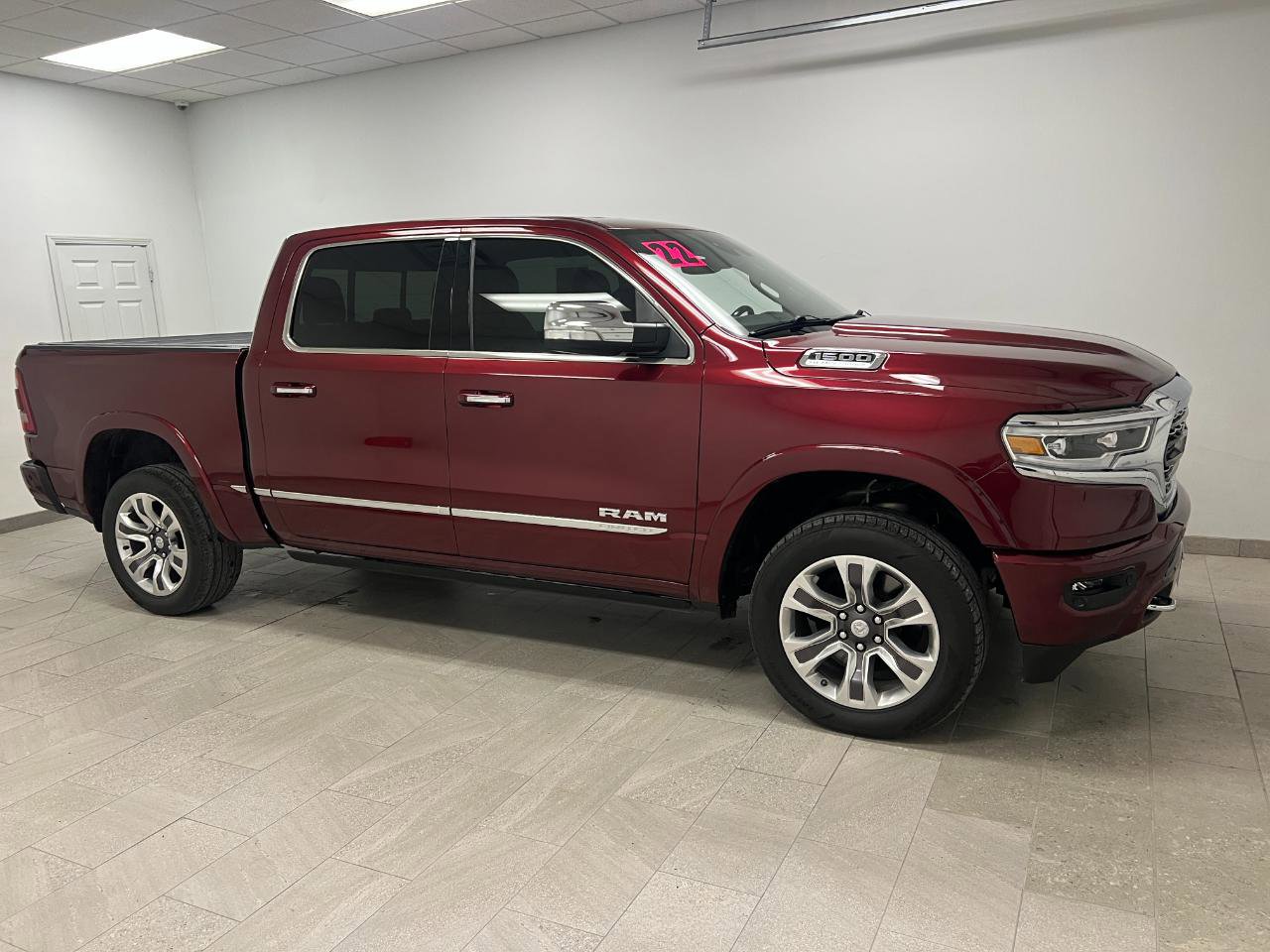 Used 2022 RAM 1500 Limited w/ Body Color Bumper Group AWD/4WD image 9