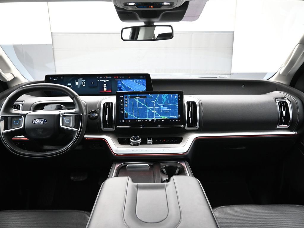 Used 2025 Ford Expedition Max Platinum w/ Driver's Package image 28