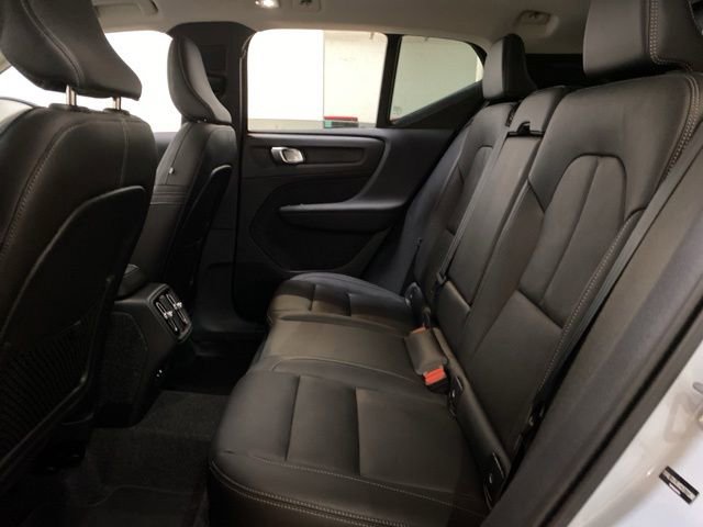 Used 2025 Volvo XC40 B5 Core AWD/4WD image 73