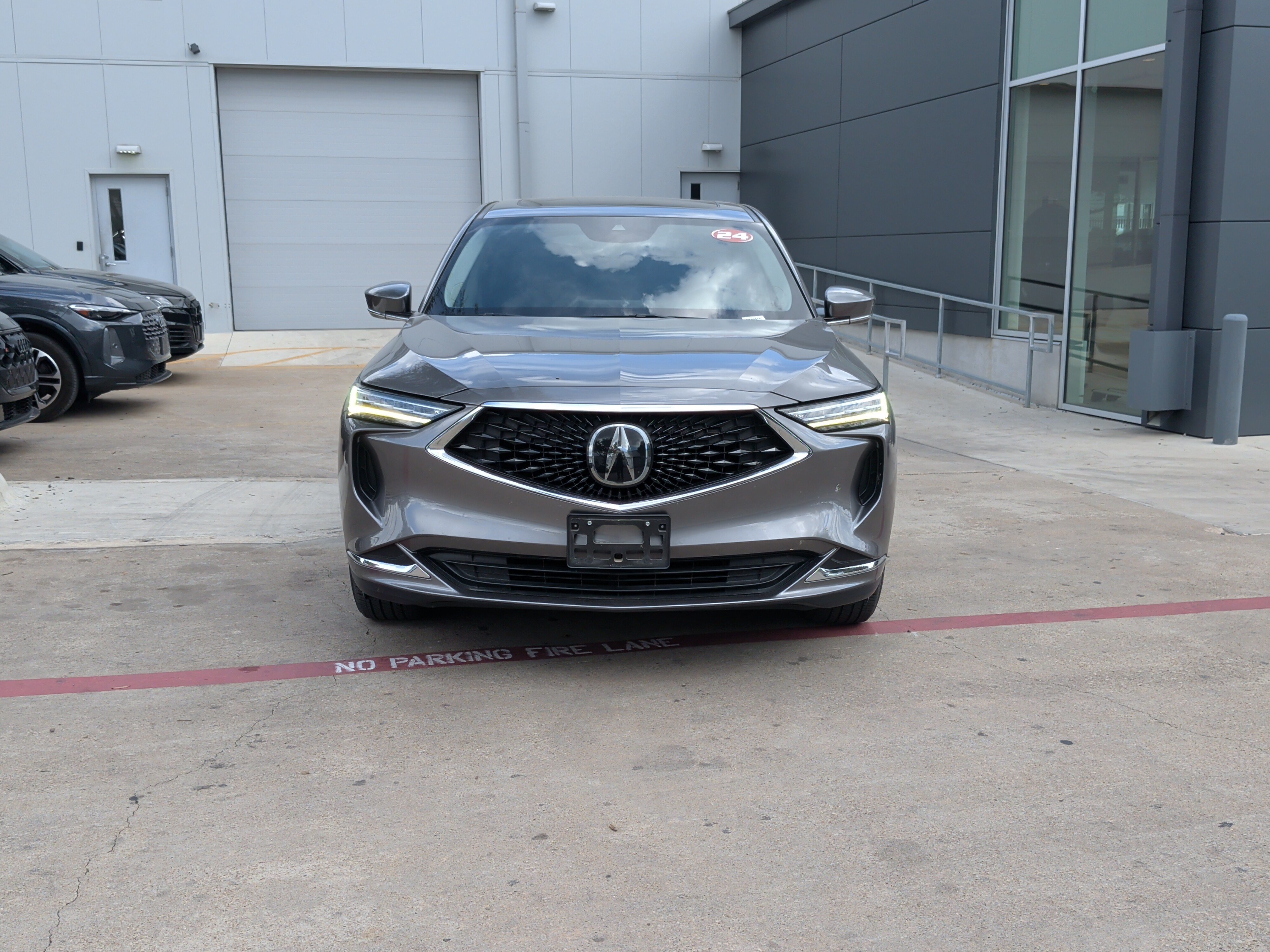 Used 2024 Acura MDX FWD image 3