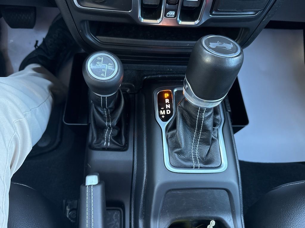 Used 2021 Jeep Wrangler Unlimited Sahara w/ Cold Weather Group image 19