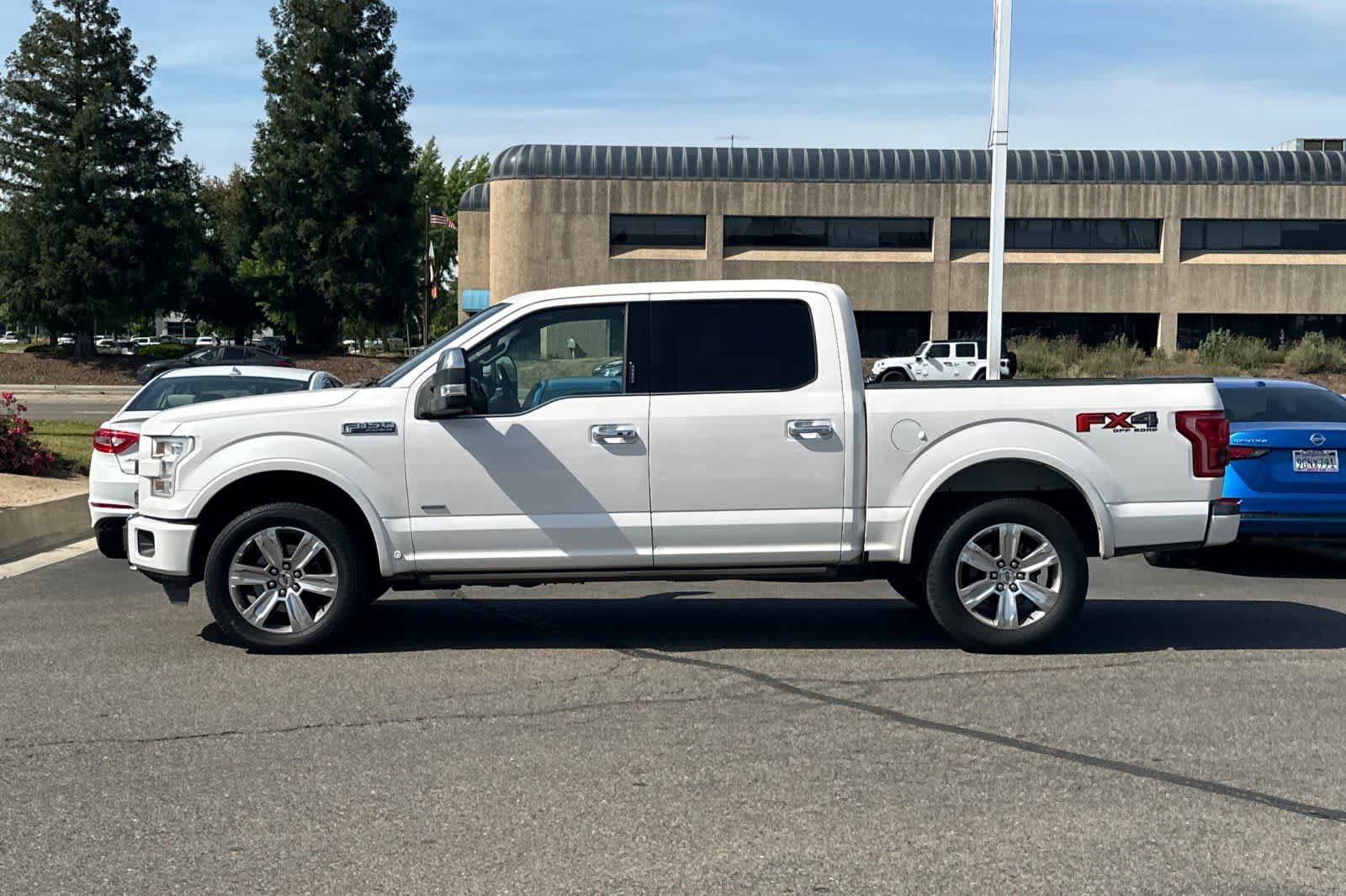Used 2015 Ford F150 Platinum w/ Equipment Group 701A Luxury AWD/4WD image 6