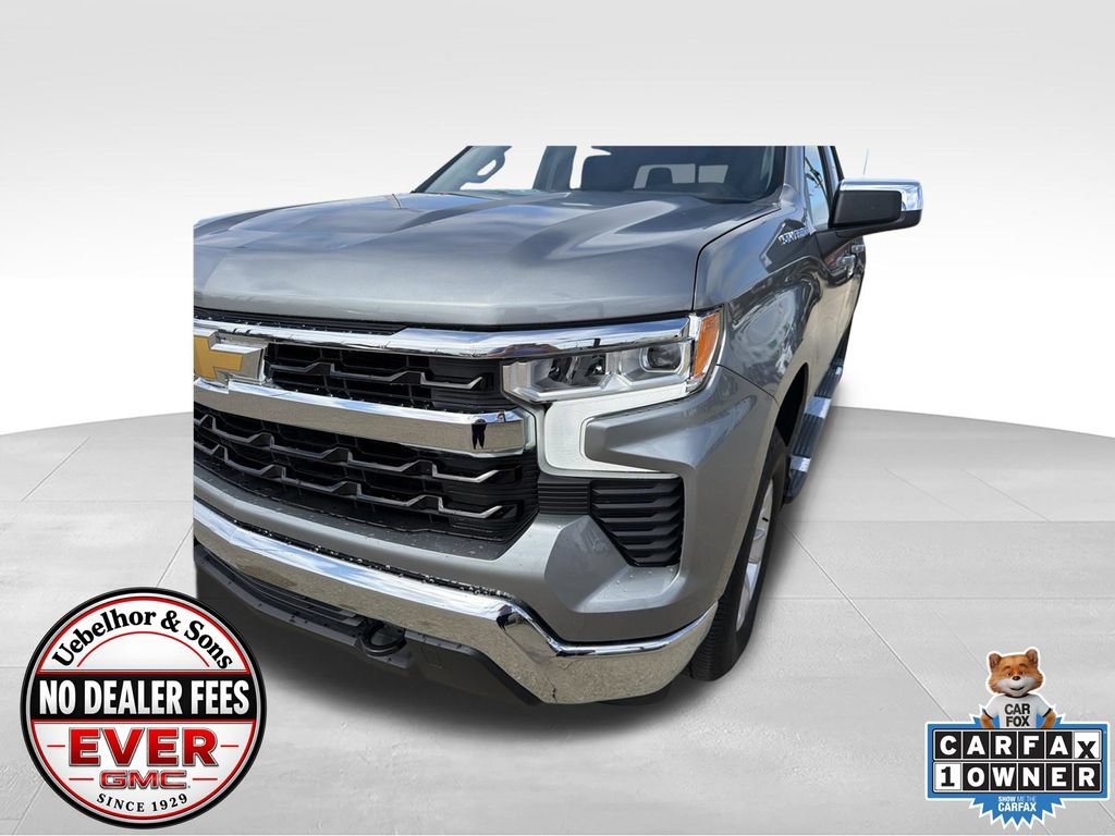 Used 2024 Chevrolet Silverado 1500 LT w/ Leather Package AWD/4WD image 12