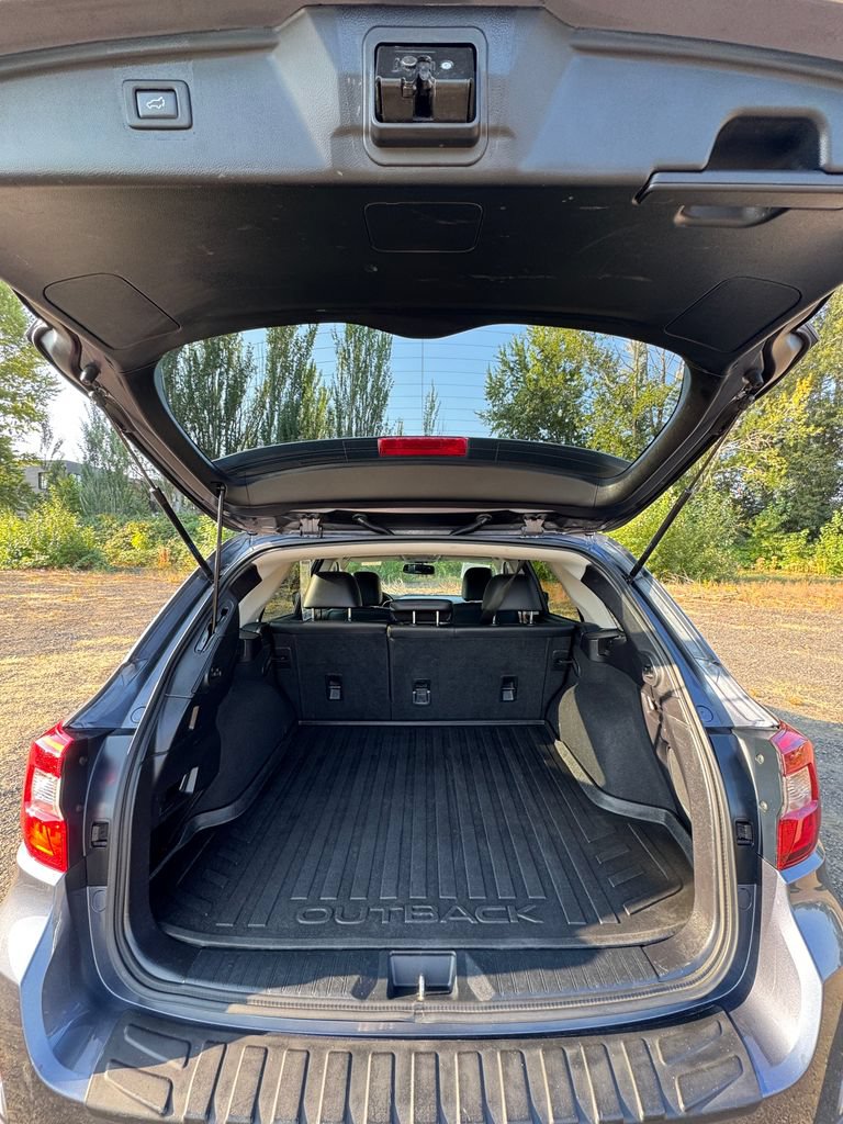 Used 2016 Subaru Outback 2.5i Limited w/ Popular Package #4 AWD/4WD image 9