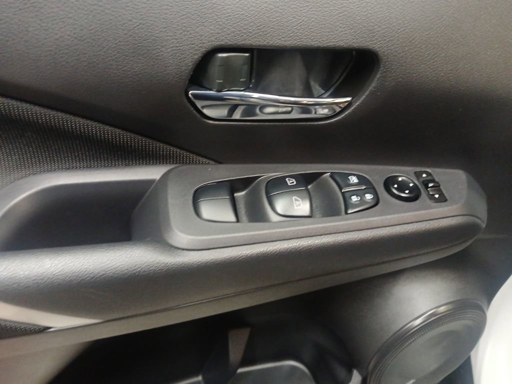 Used 2023 Nissan Kicks SV image 22