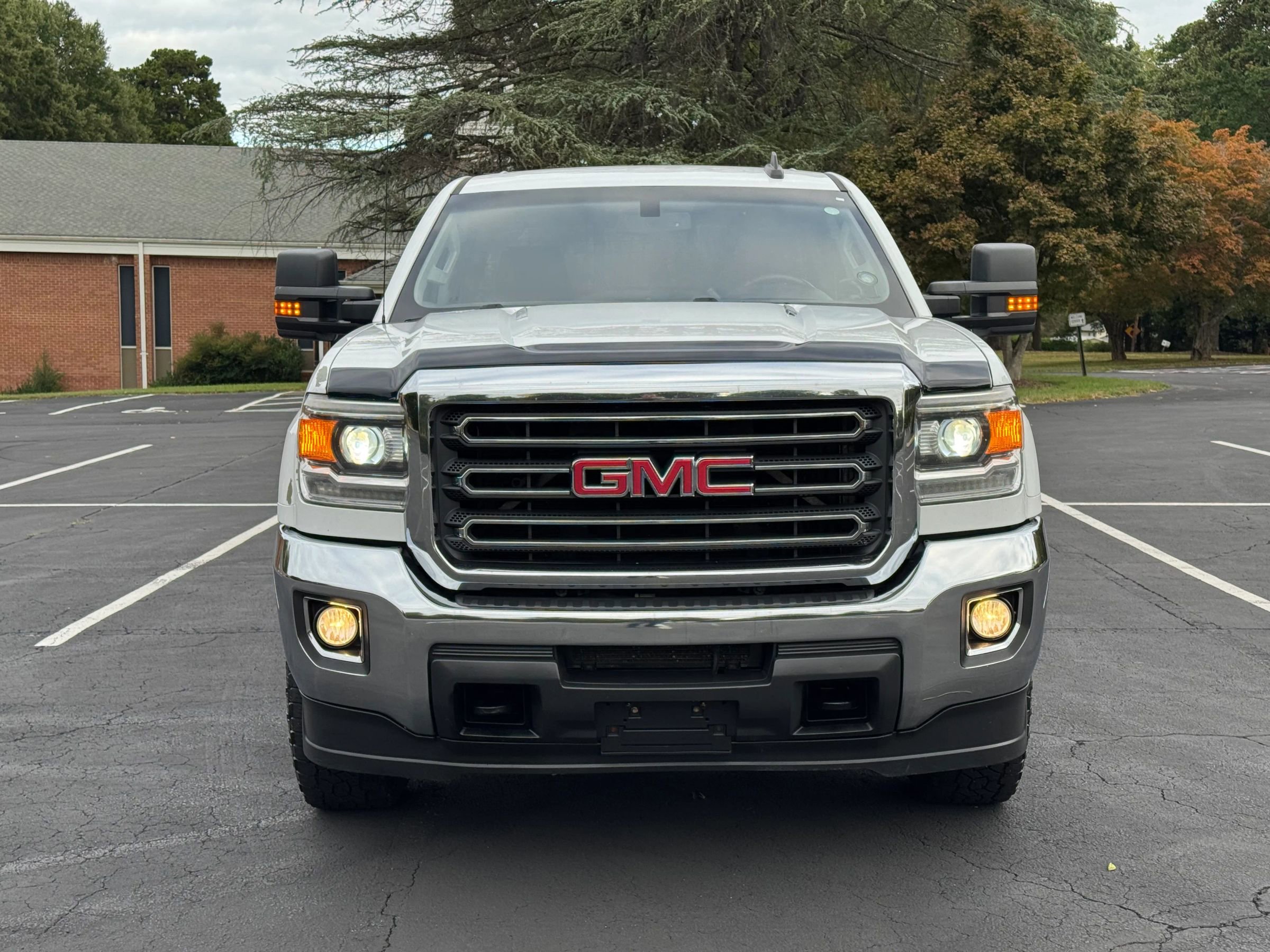 Used 2016 GMC Sierra 3500 SLE image 3