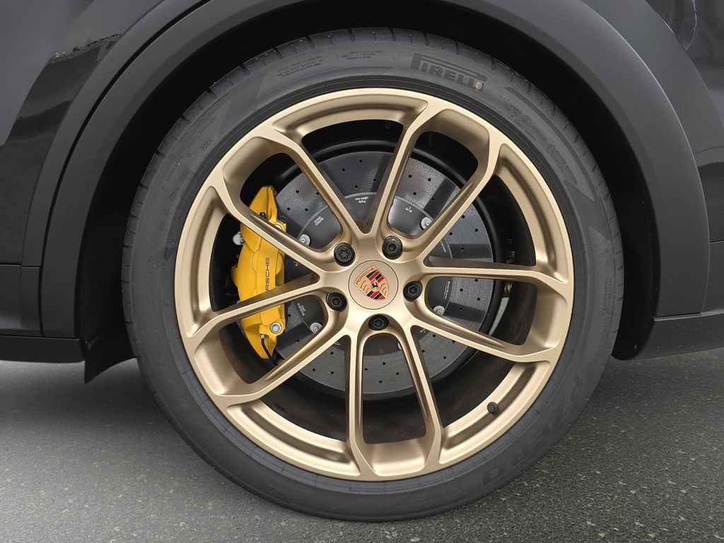 New 2026 Porsche Cayenne Turbo GT AWD/4WD image 28