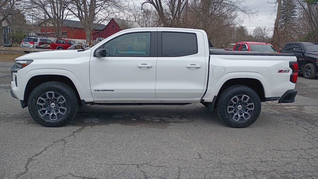 Used 2024 Chevrolet Colorado Z71 image 4