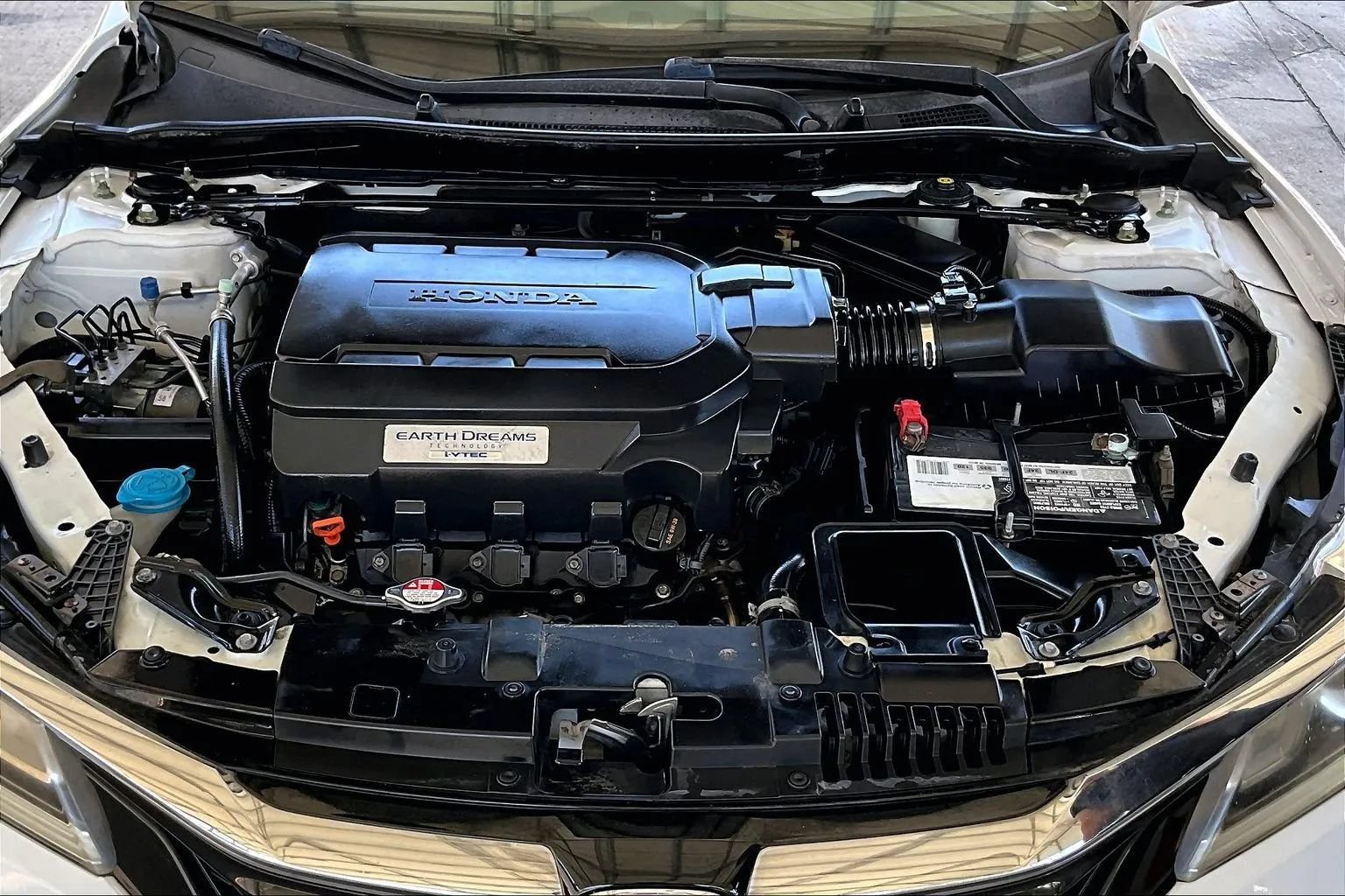 Used 2016 Honda Accord EX-L image 26