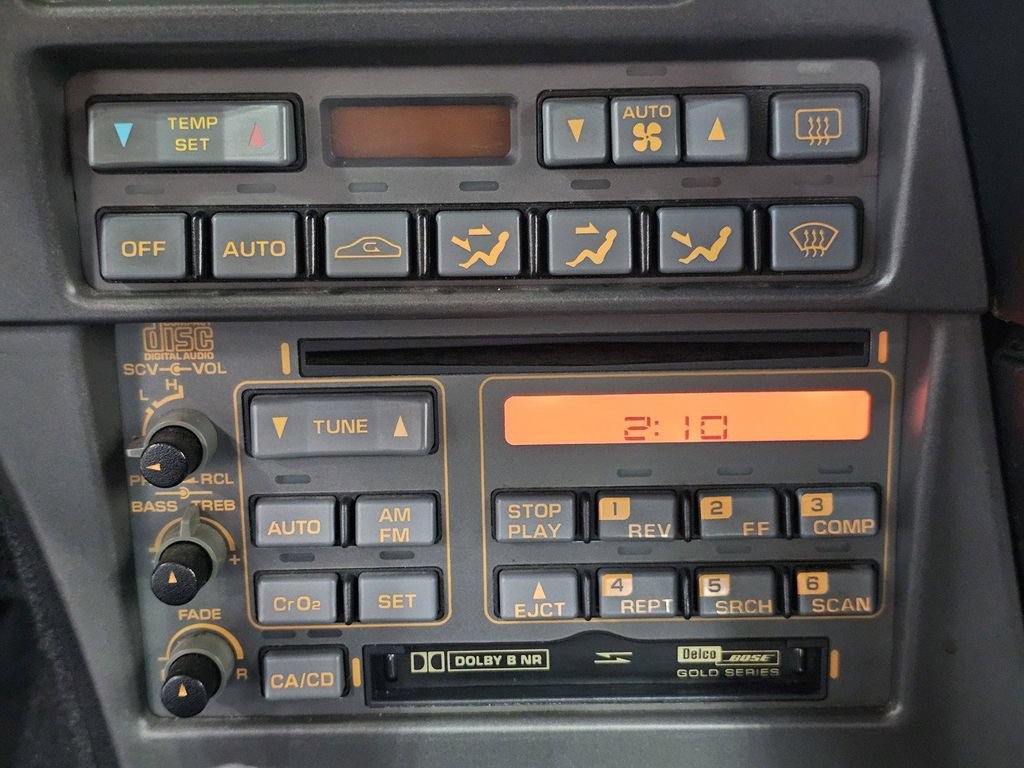 Used 1991 Chevrolet Corvette Coupe RWD image 16