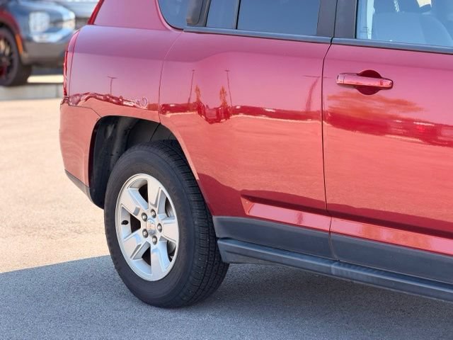 Used 2016 Jeep Compass Sport w/ Power Value Group FWD image 4