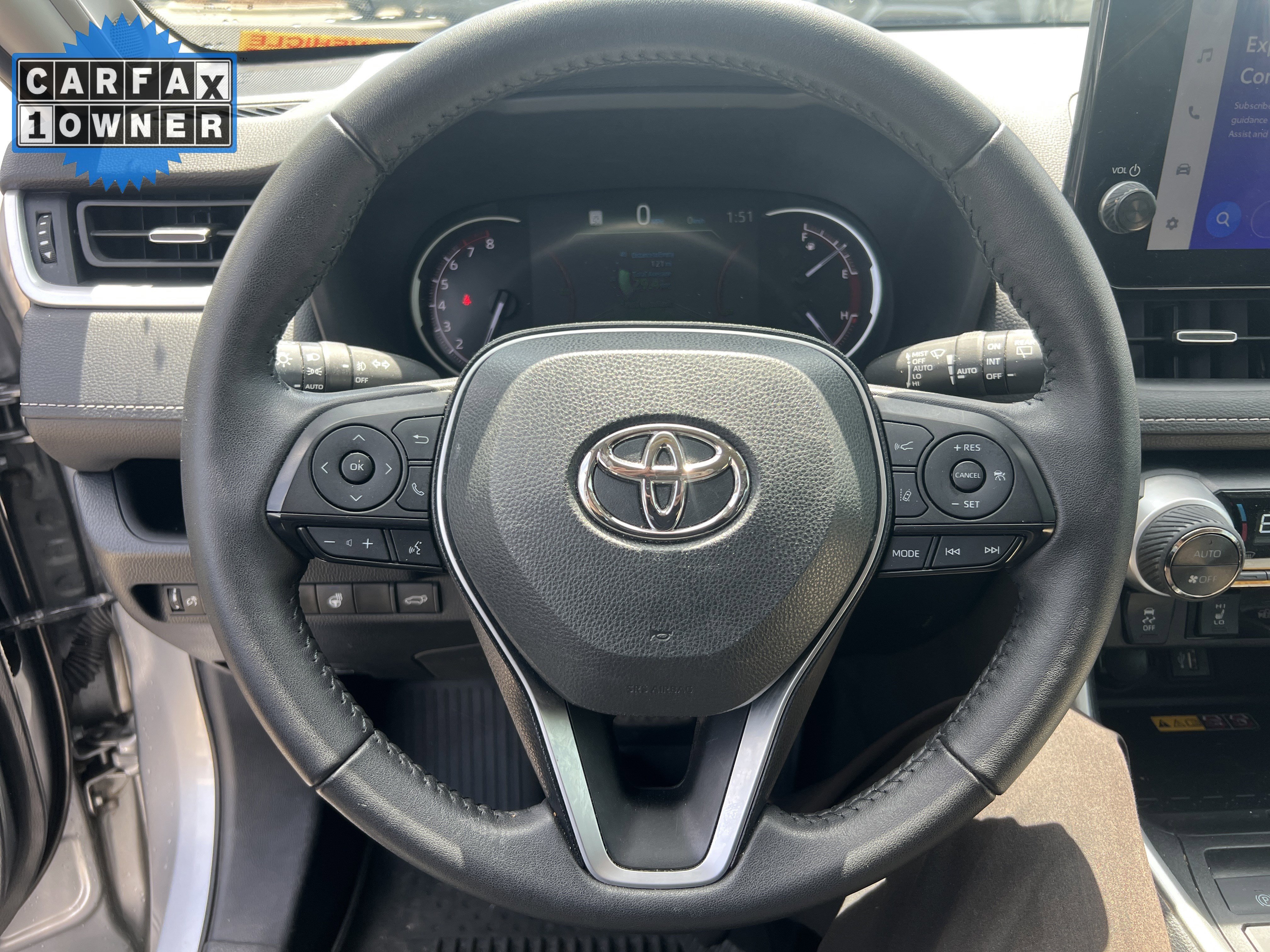 Used 2023 Toyota RAV4 XLE Premium FWD image 17