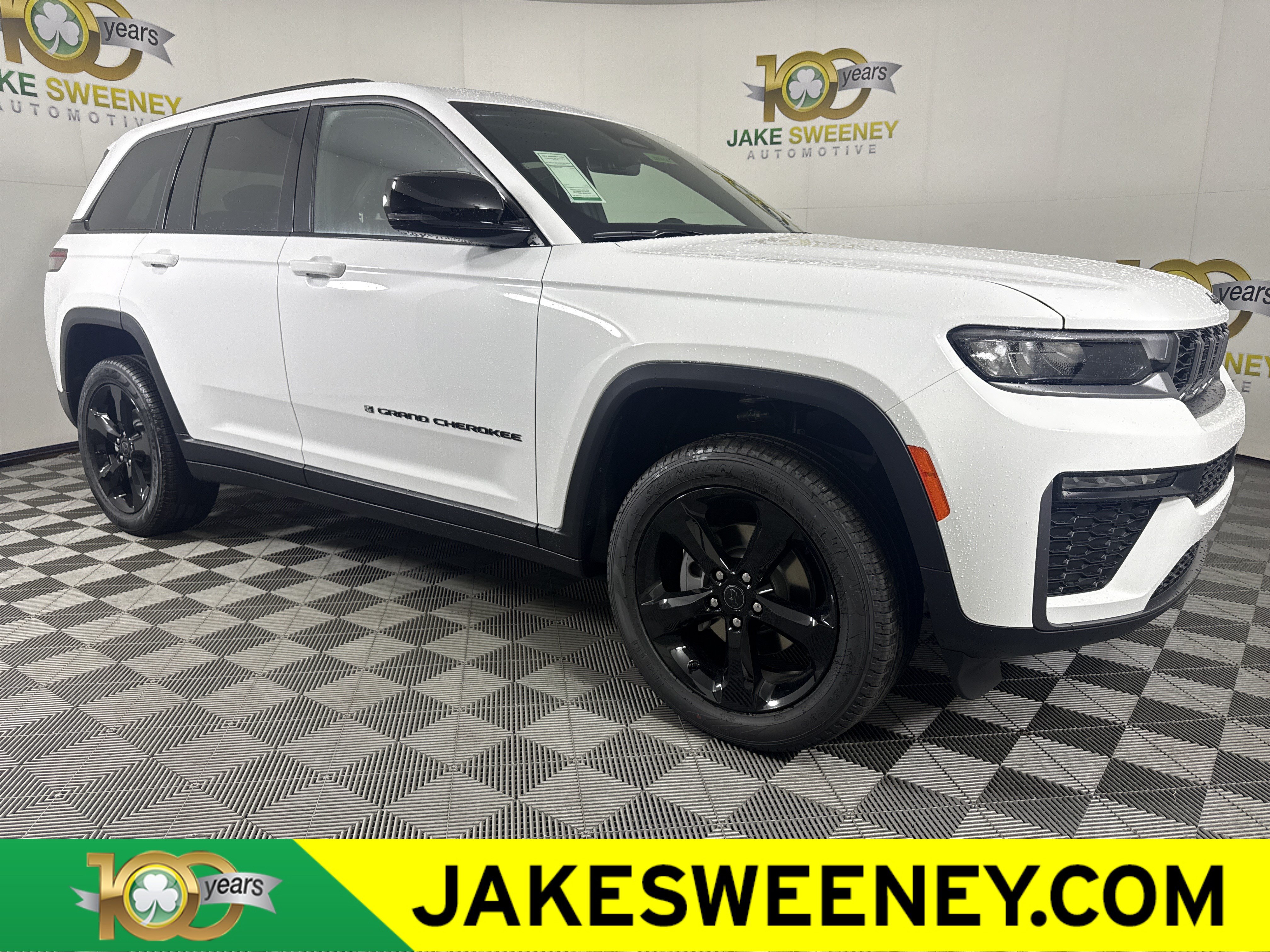 New 2027 Jeep Grand Cherokee Limited AWD/4WD image 1
