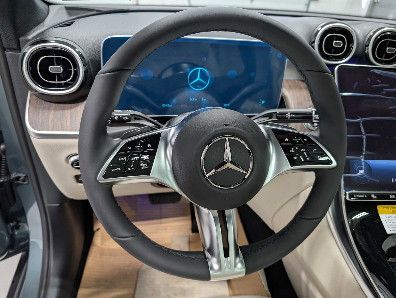 New 2026 Mercedes-Benz GLC 300 4MATIC image 31