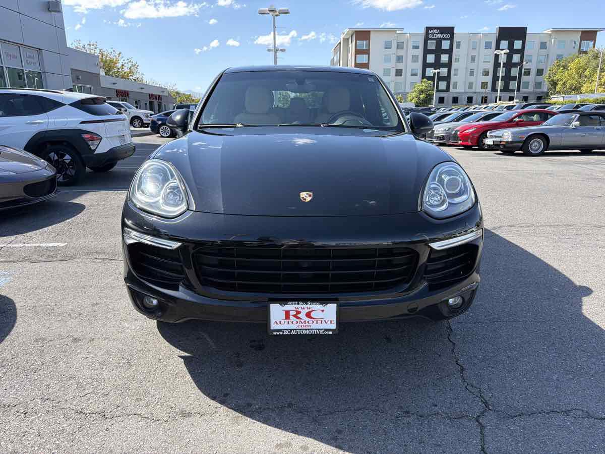Used 2018 Porsche Cayenne Platinum Edition AWD/4WD image 8