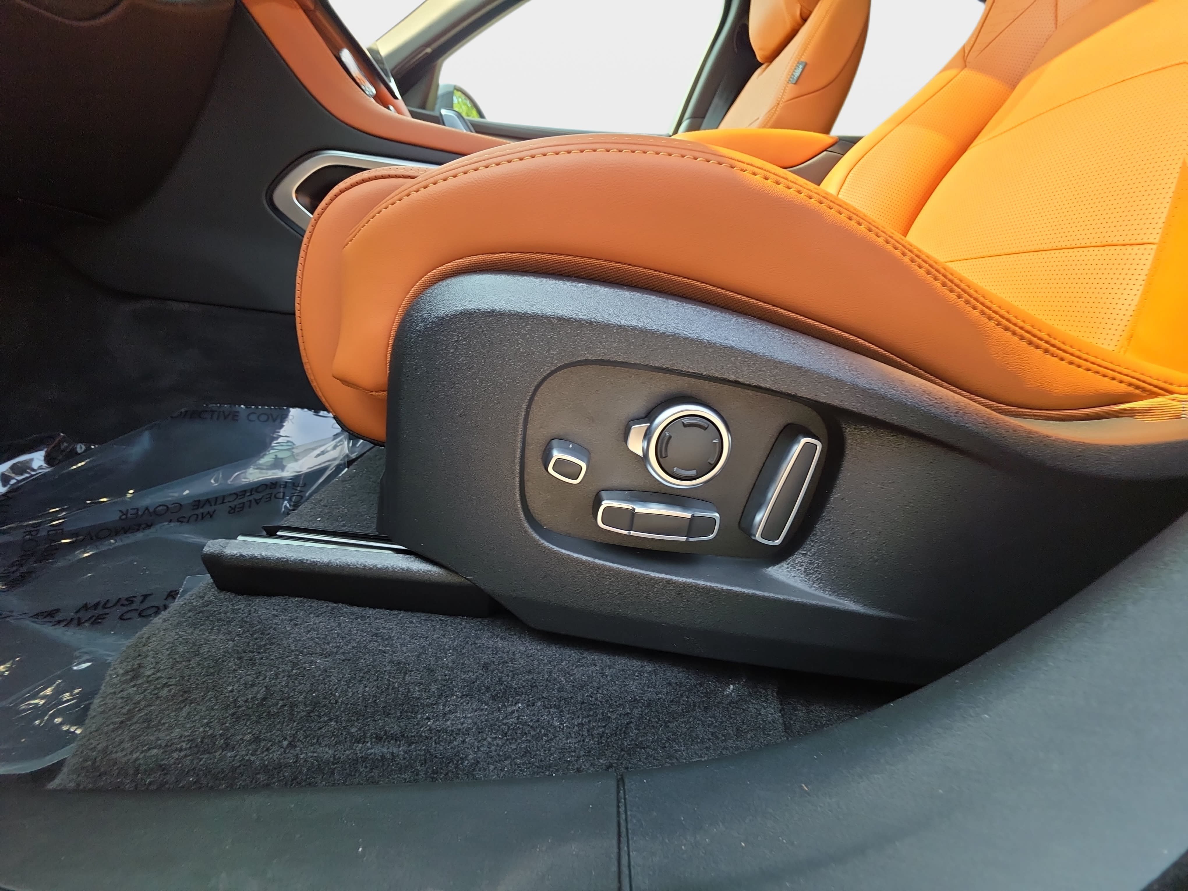 New 2026 Jaguar F-PACE R-Dynamic S AWD/4WD image 29