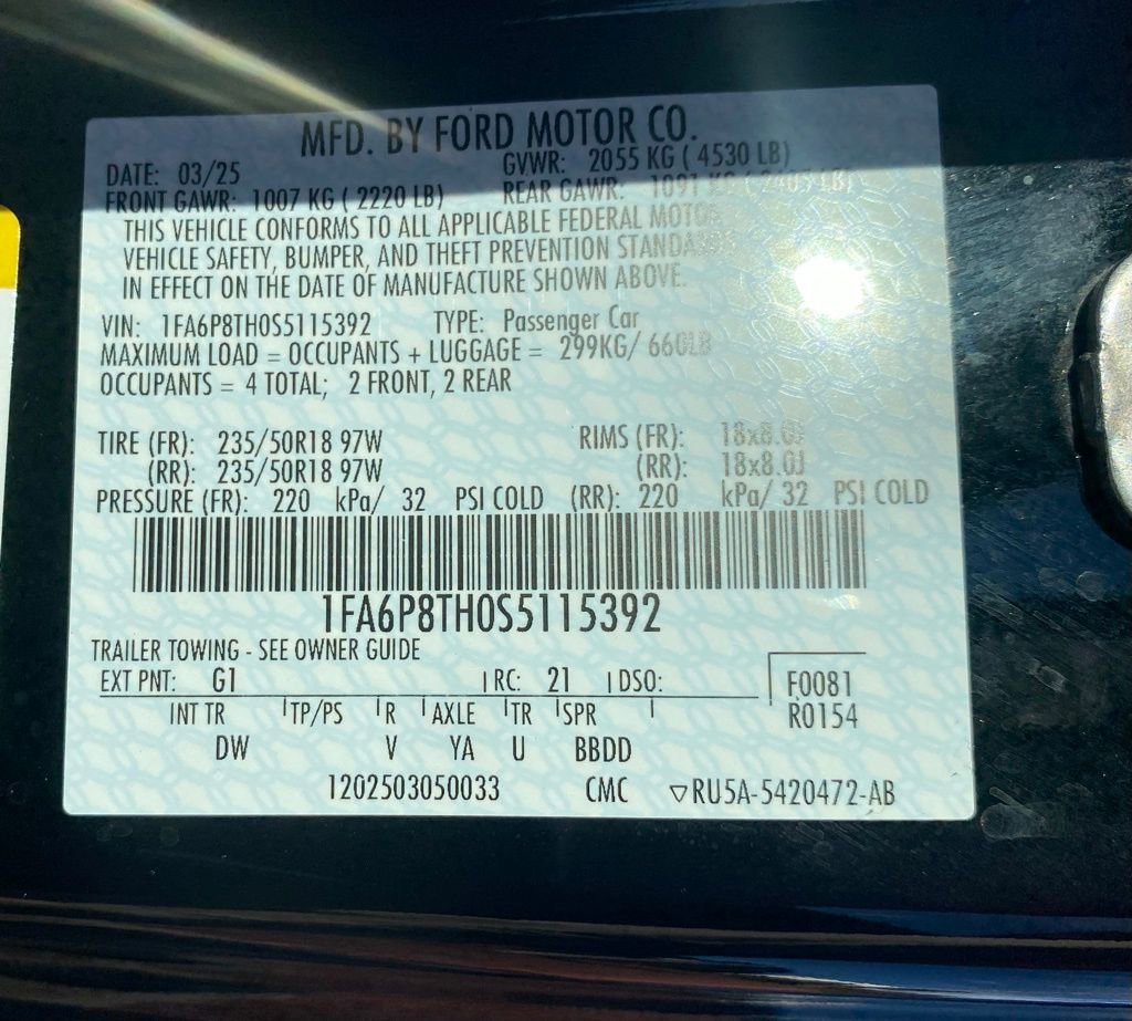 Used 2025 Ford Mustang Coupe image 17