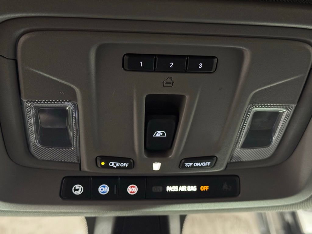 Used 2020 Chevrolet Silverado 1500 LT Trail Boss image 40