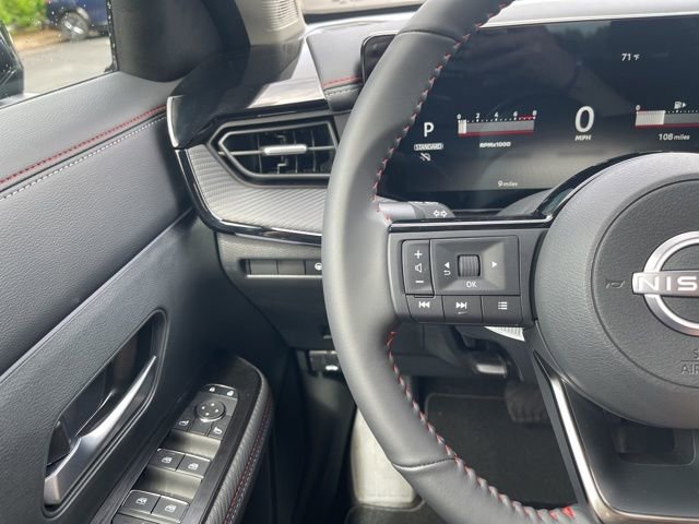 New 2025 Nissan Kicks SR image 30