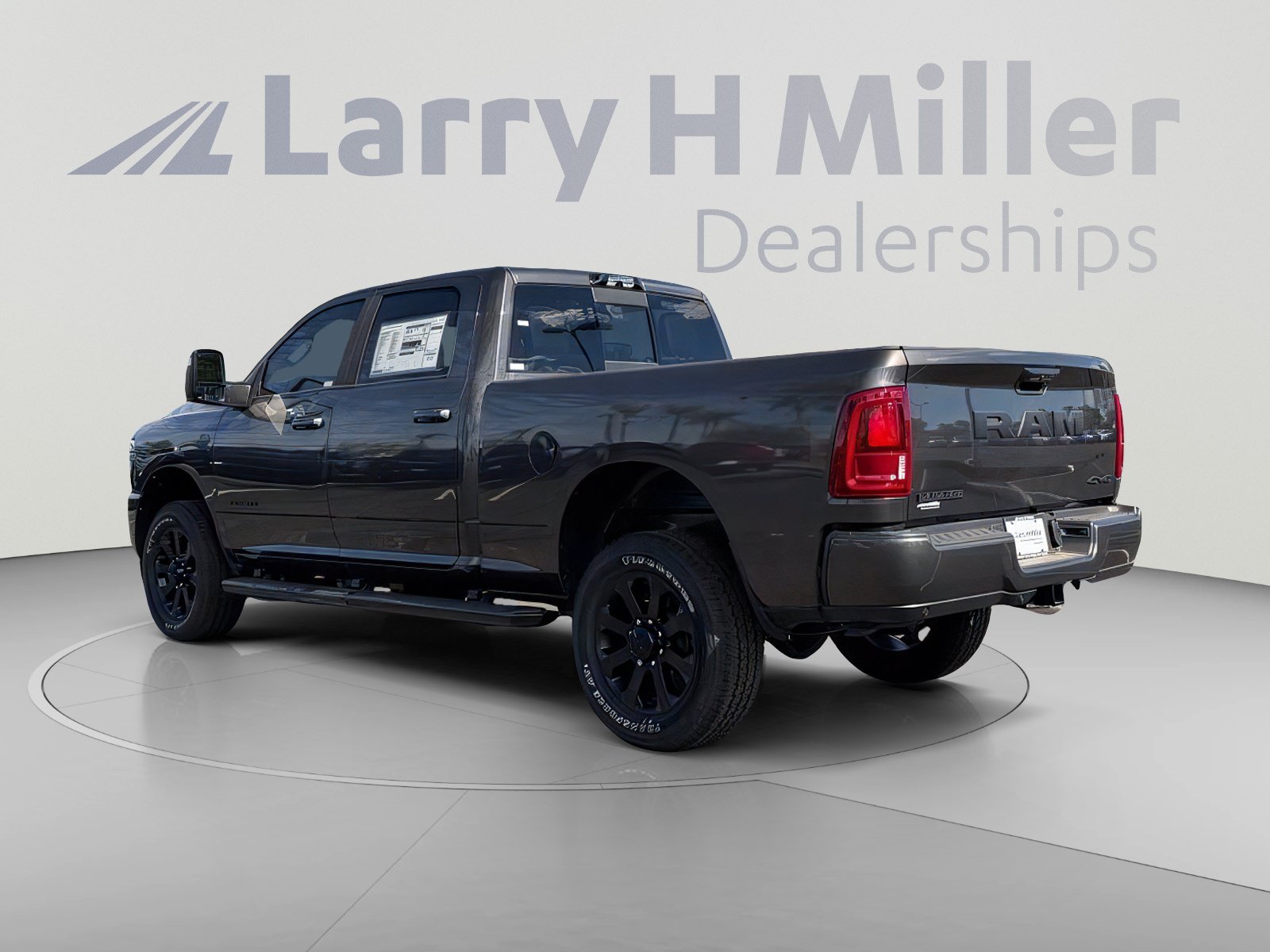 New 2027 RAM 2500 Laramie w/ Night Edition AWD/4WD image 4