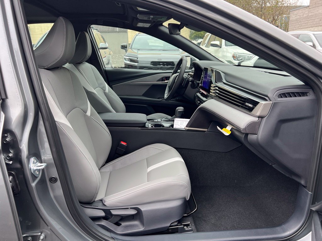 New 2026 Toyota Camry SE w/ Convenience Package FWD image 16