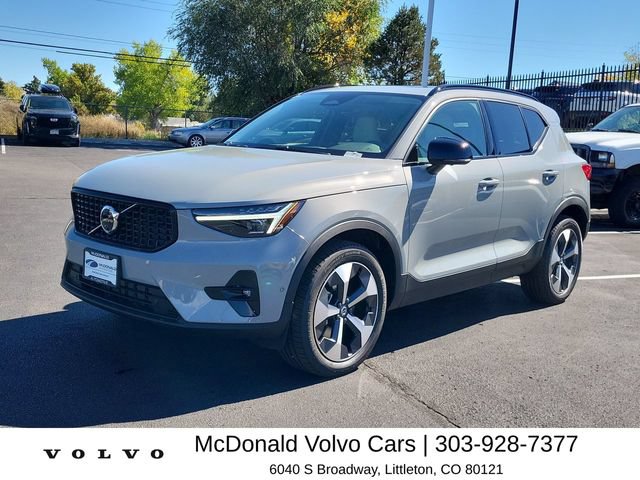 Used 2026 Volvo XC40 B5 Plus w/ Protection Package Premier AWD/4WD image 9