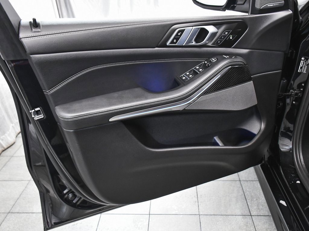 Used 2026 BMW X5 M60i image 9