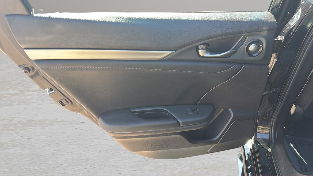 Used 2019 Honda Civic Sport Touring image 14