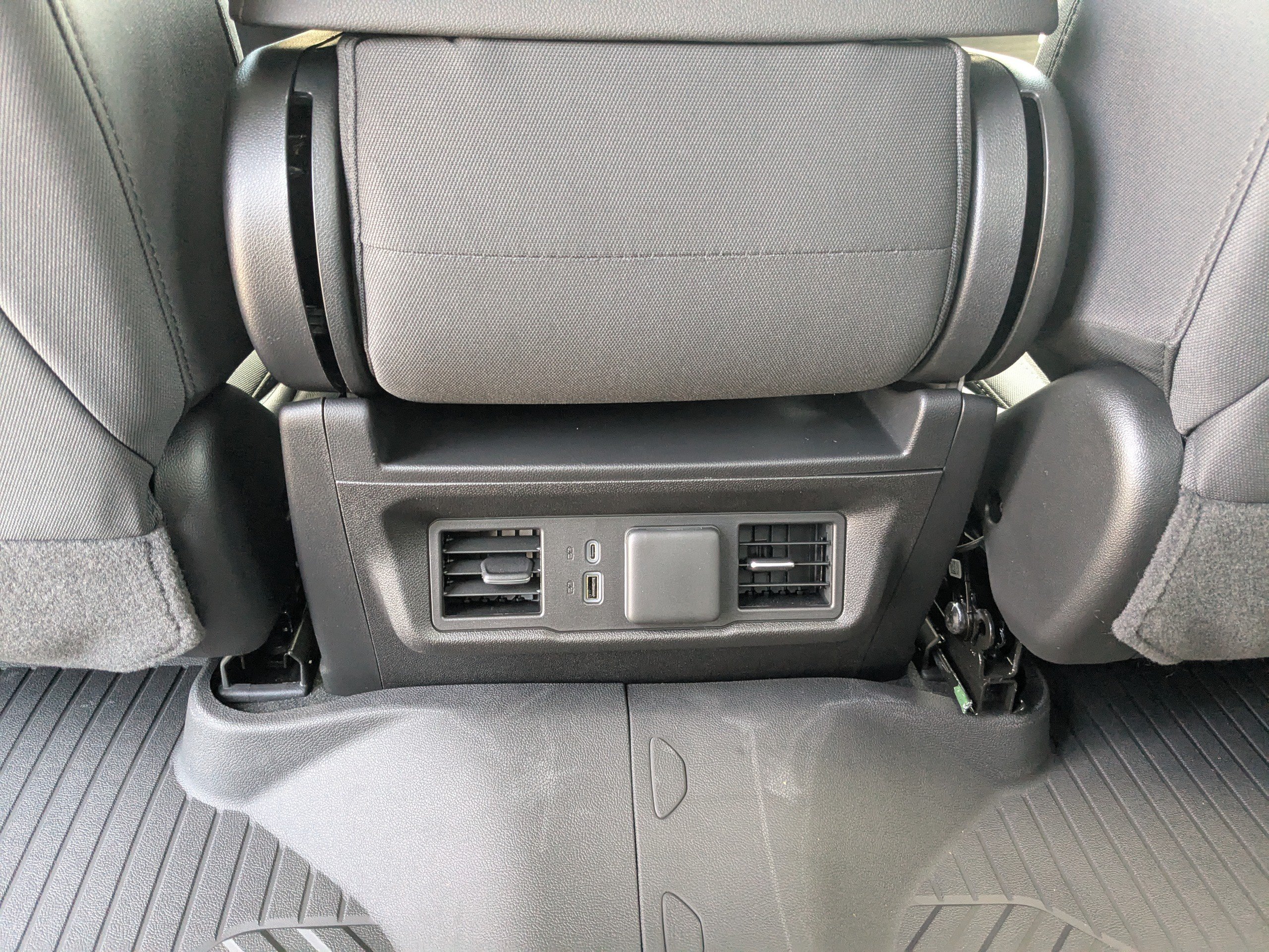 New 2026 Chevrolet Silverado 1500 LT w/ Z71 Off-Road Package AWD/4WD image 15
