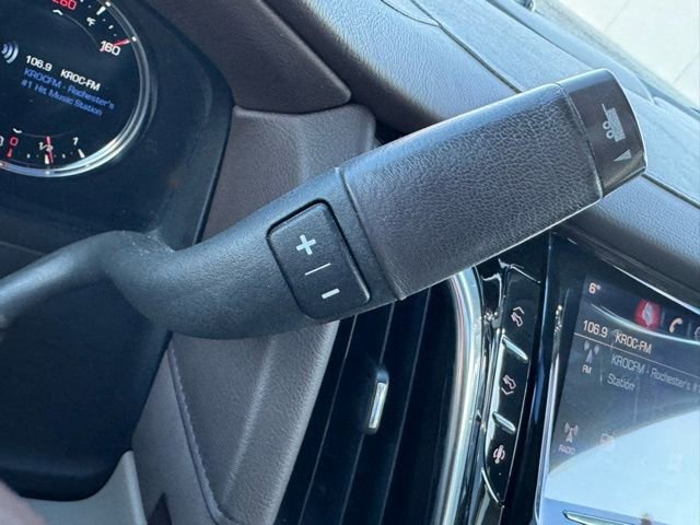 Used 2016 Cadillac Escalade ESV Luxury image 33