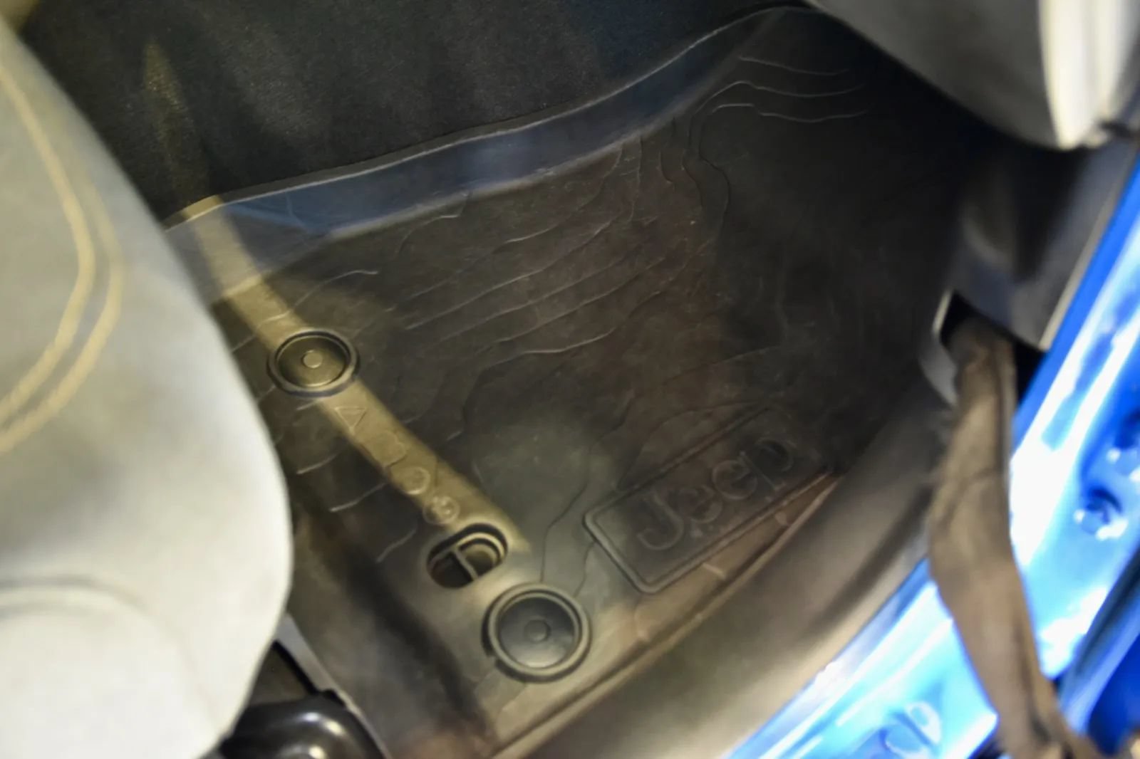 Used 2024 Jeep Wrangler Willys image 27