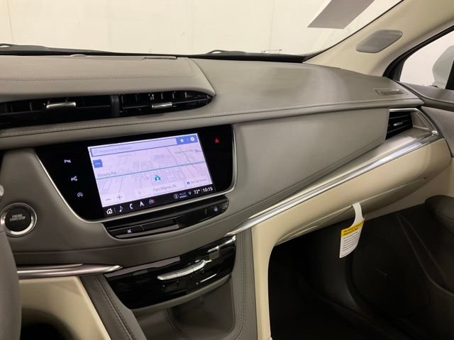 New 2026 Cadillac XT5 Premium Luxury w/ LPO, Floor Liner Package AWD/4WD image 13