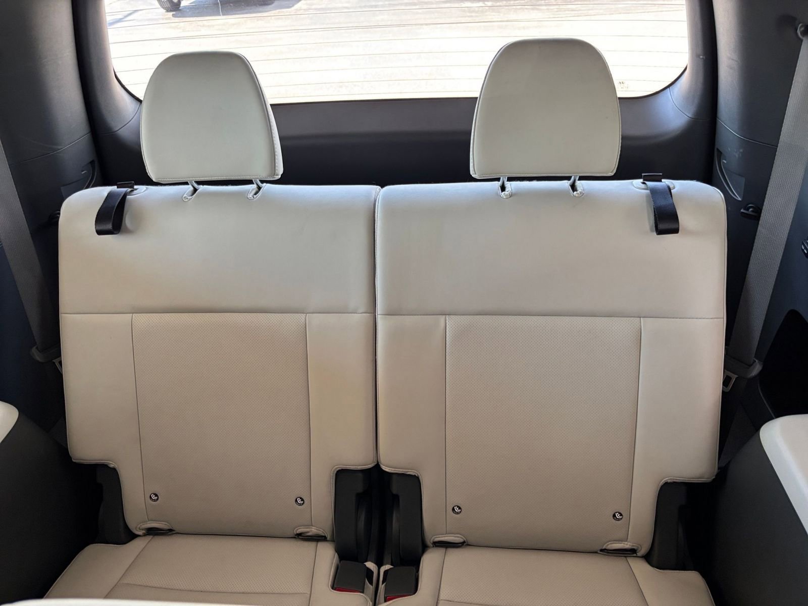 Used 2025 Hyundai Santa Fe SEL FWD image 30