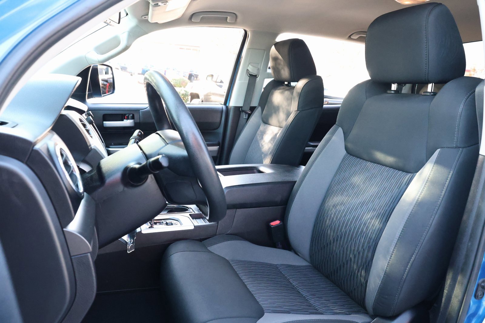 Used 2016 Toyota Tundra SR5 image 28