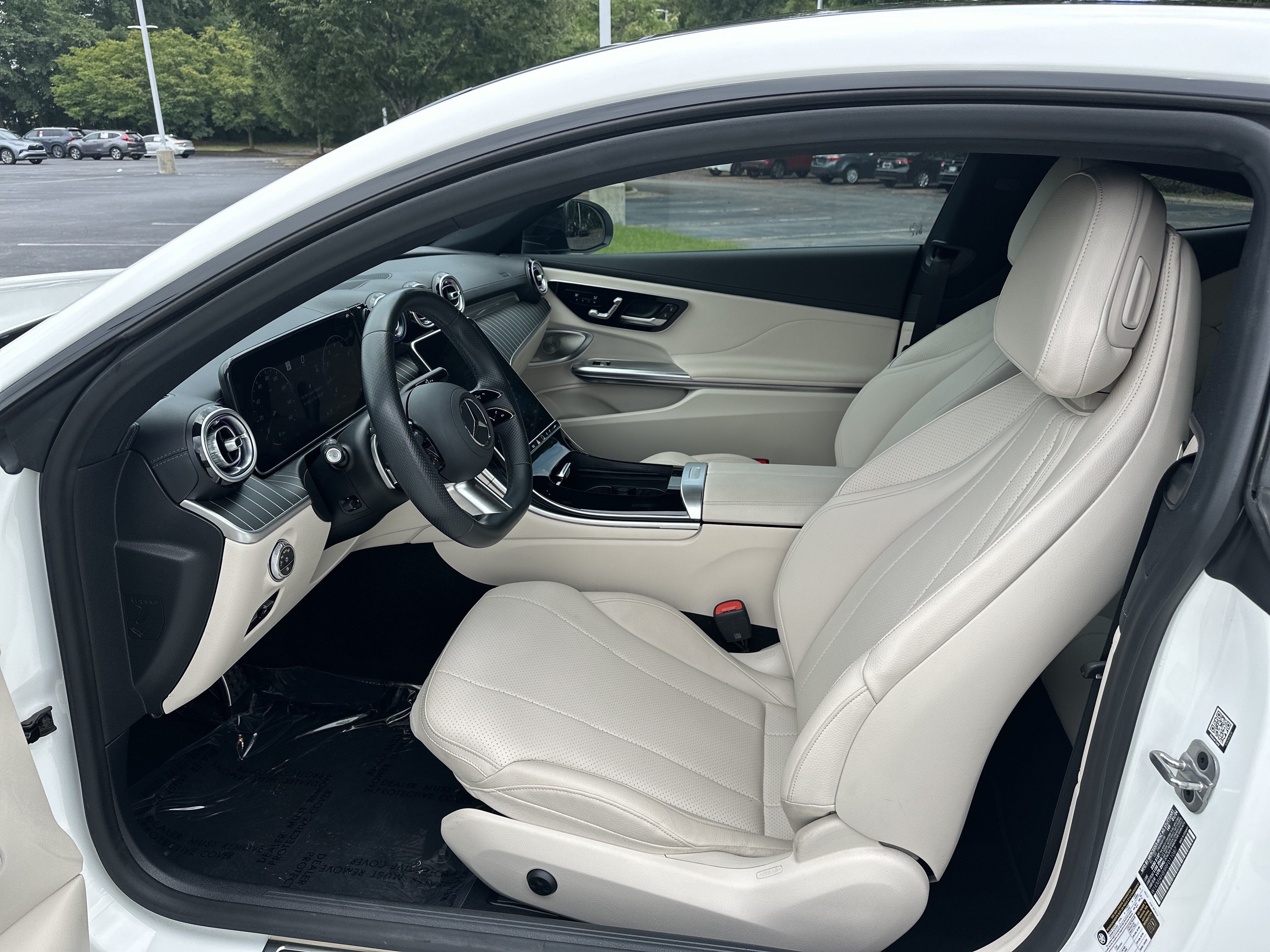 Used 2024 Mercedes-Benz CLE 300 4MATIC Coupe image 16
