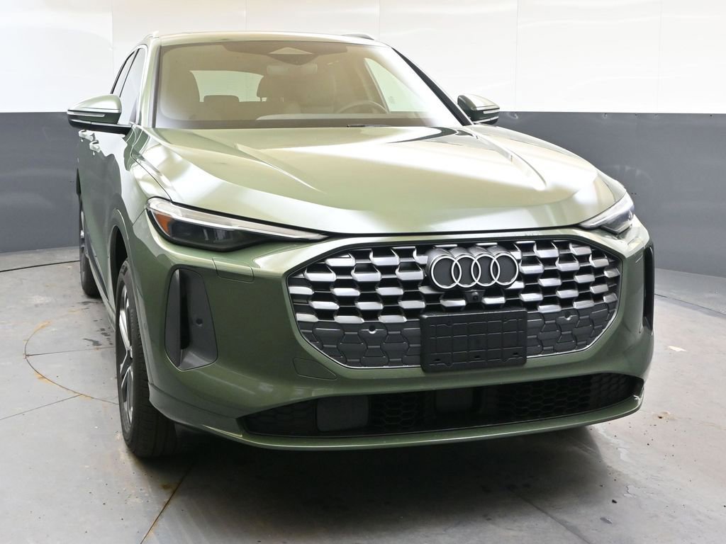 Certified 2025 Audi Q5 Premium Plus w/ Premium Plus image 8