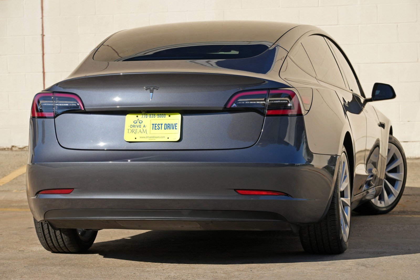 Used 2023 Tesla Model 3 Standard Range RWD image 5
