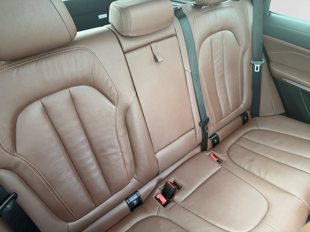 Used 2022 BMW X5 M50i w/ Premium Package AWD/4WD image 18