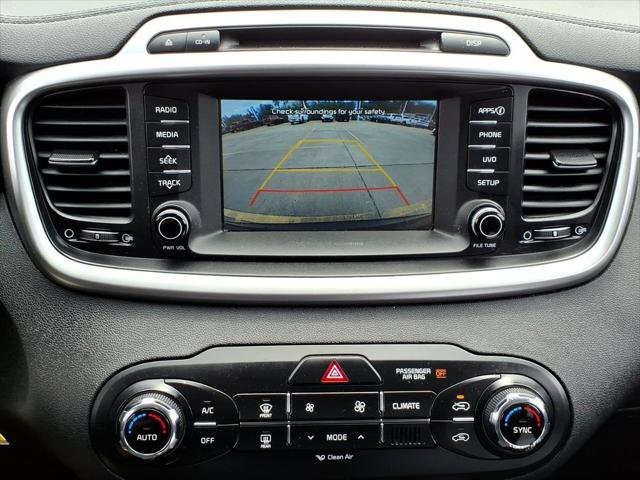 Used 2018 Kia Sorento AWD image 16
