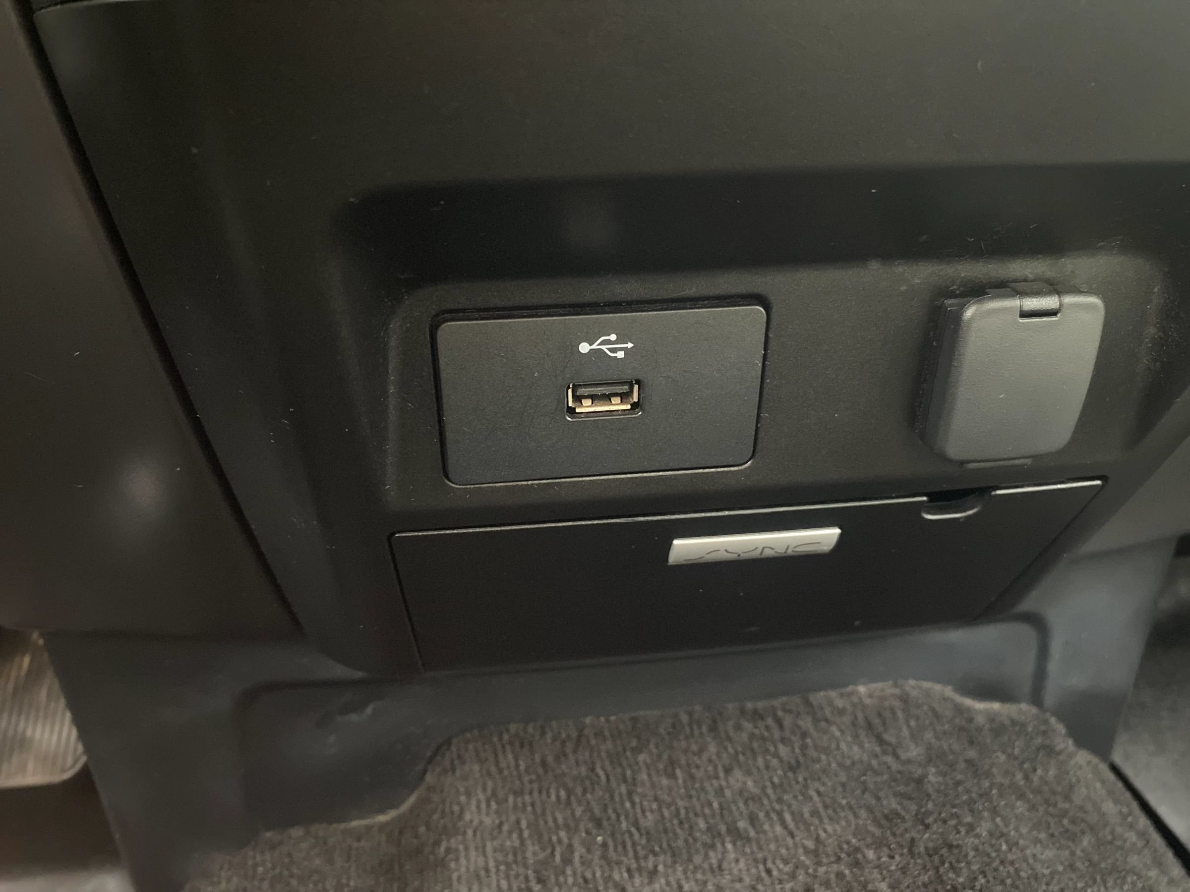 Used 2016 Ford F150 XLT RWD image 27