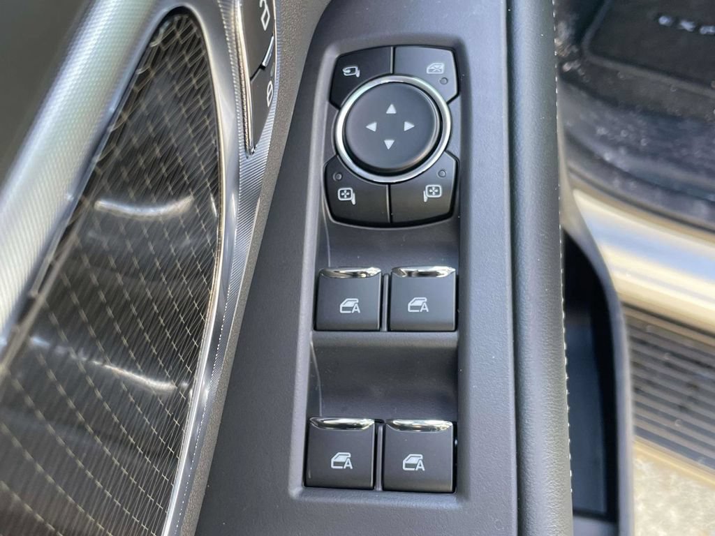 New 2026 Ford Expedition Platinum w/ Stealth Appearance Package AWD/4WD image 16