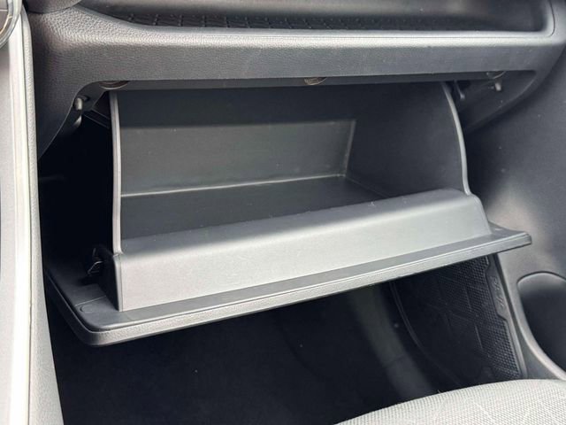 Used 2024 Toyota RAV4 XLE image 30