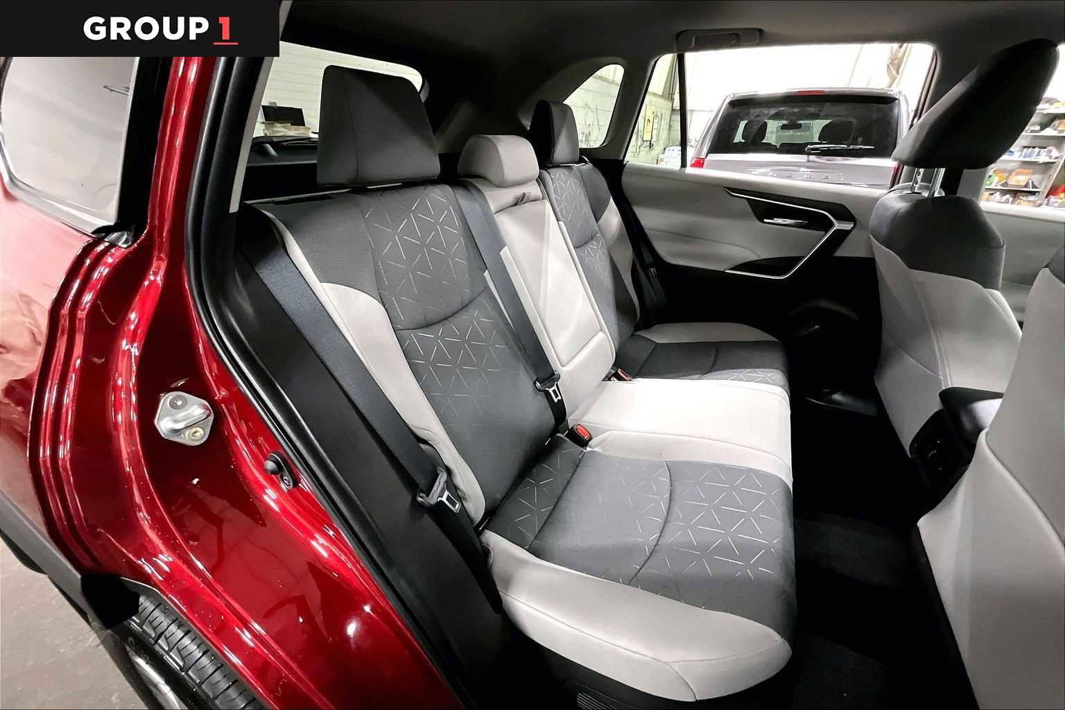 Used 2025 Toyota RAV4 XLE image 19