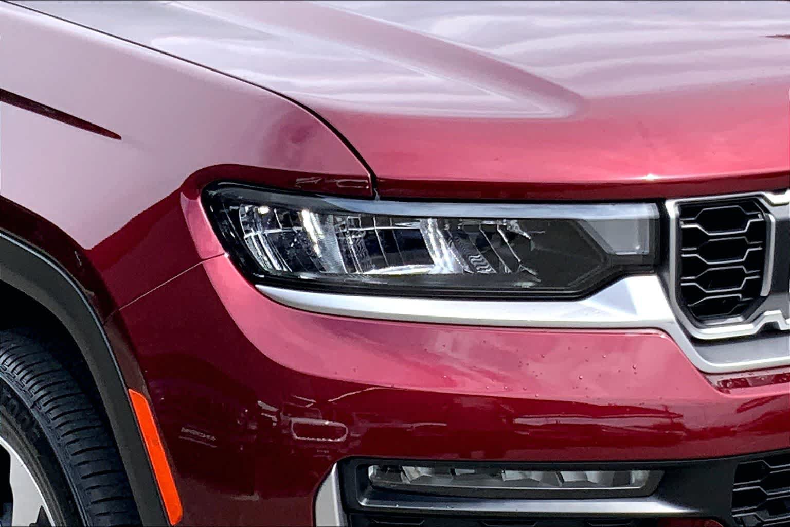 New 2026 Jeep Grand Cherokee Limited RWD image 11