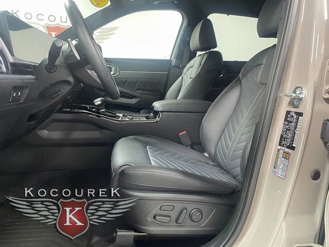 Used 2025 Kia Sorento SX Prestige image 11