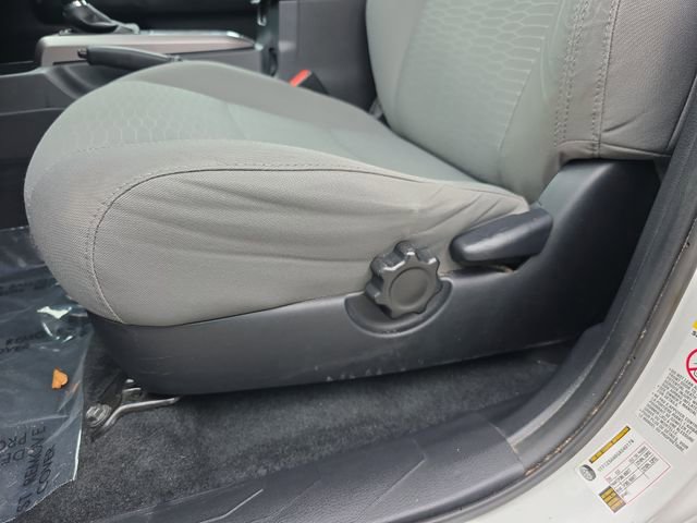 Used 2016 Toyota Tacoma SR5 w/ Towing Package image 40