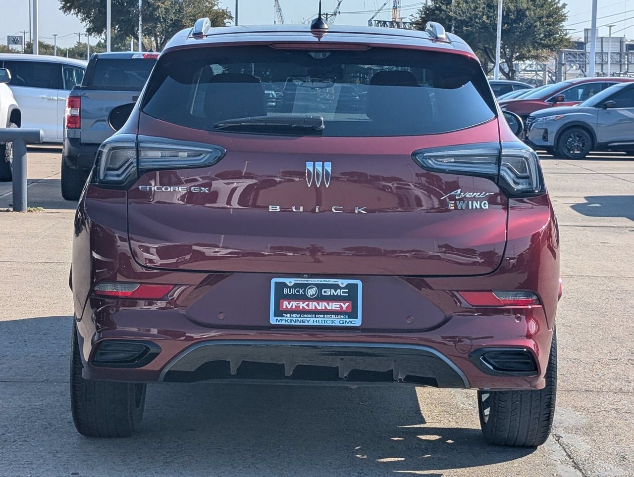 Used 2024 Buick Encore GX Avenir w/ Avenir Technology Package FWD image 5