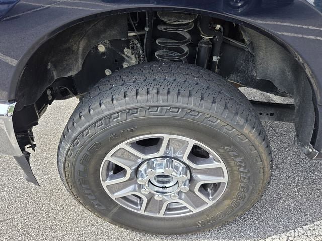 Used 2024 Ford F250 Lariat AWD/4WD image 9